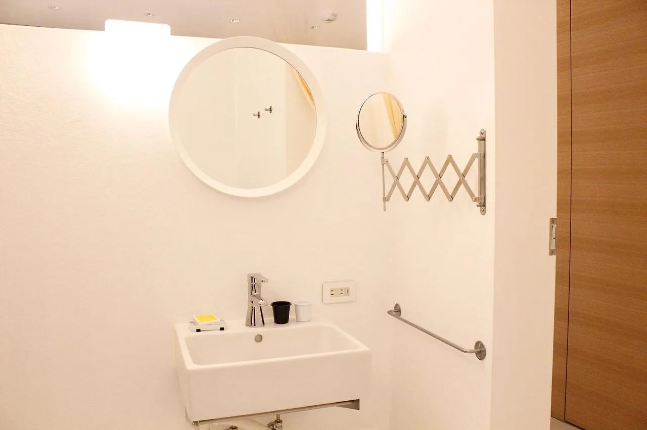 Petit Hotel Alla Seta Kyoto