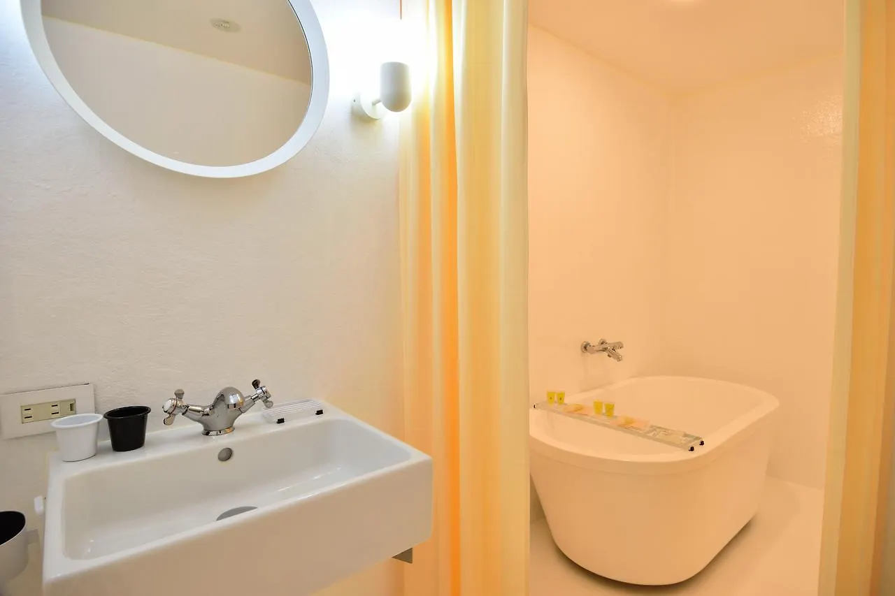 Hostel Petit Hotel Alla Seta Kyoto
